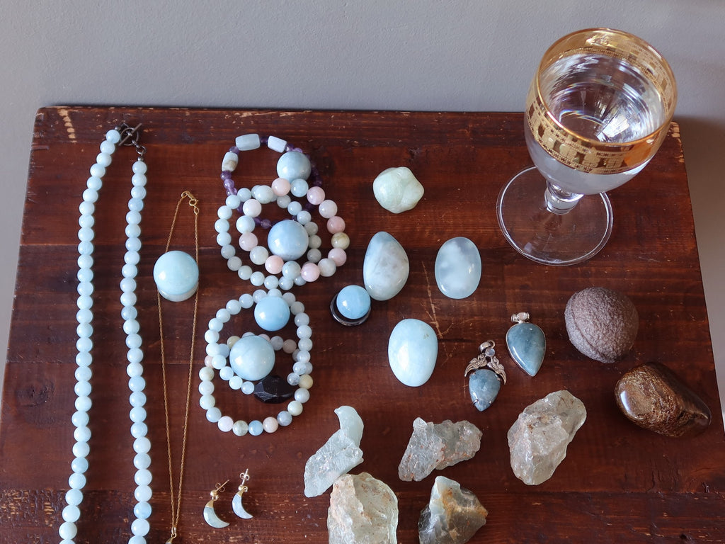 aquamarine stones, jewelry, water, moqui, bronzite