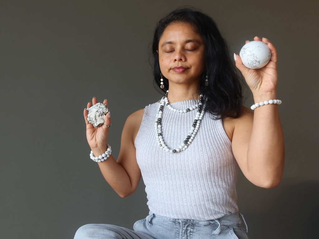 sheila of satin crystals meditating with howlite stones