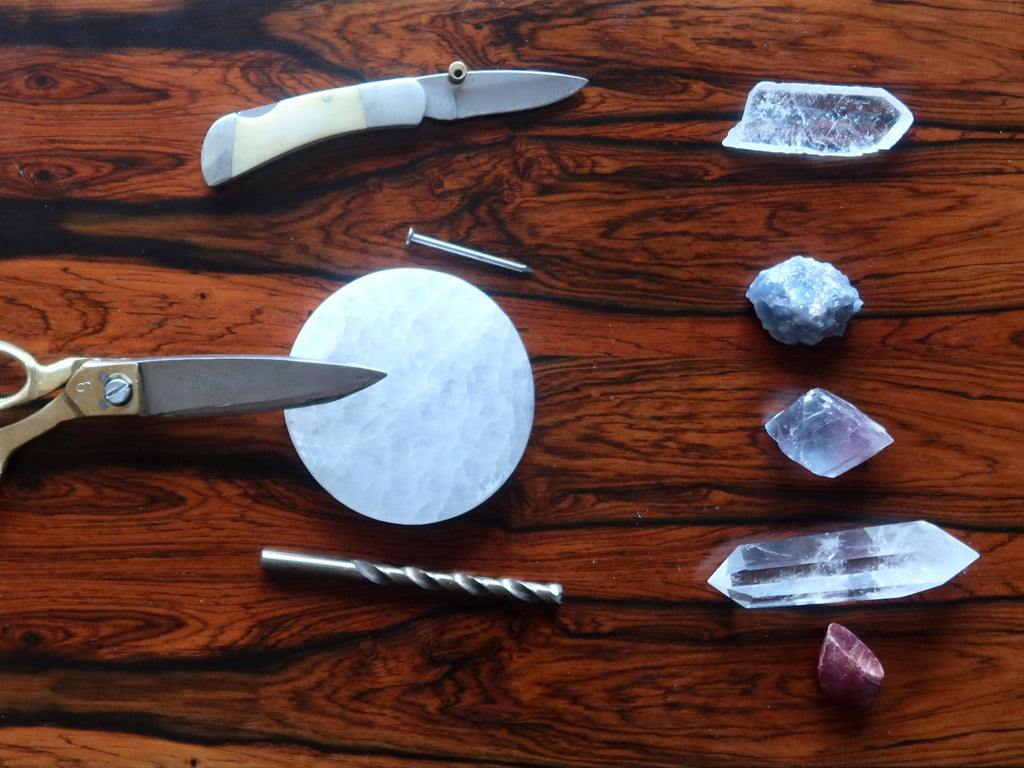 mohs scale of hardness items and crystals