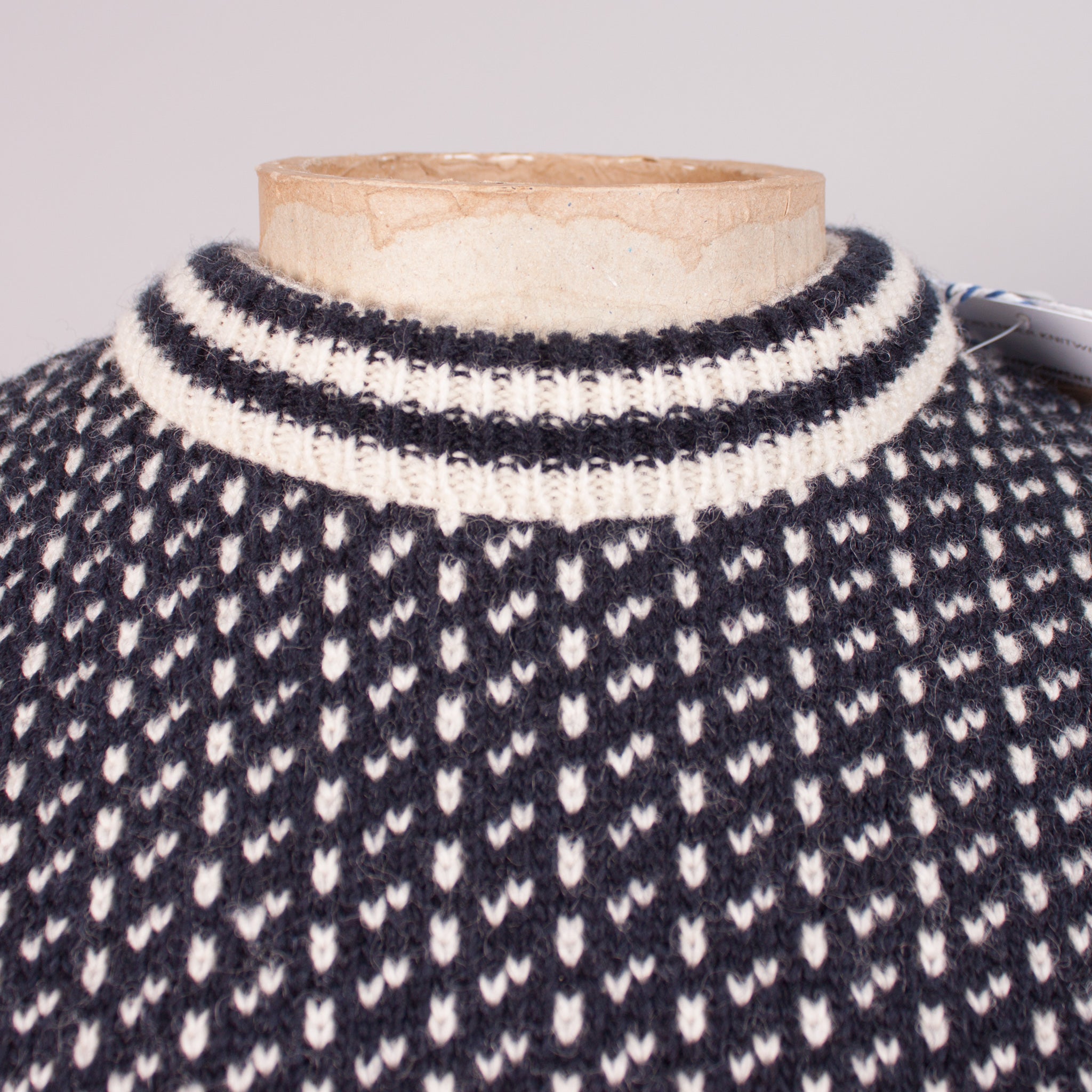 Norlender 'Island' Norwegian Fisherman's Jumper Navy J. Cosmo