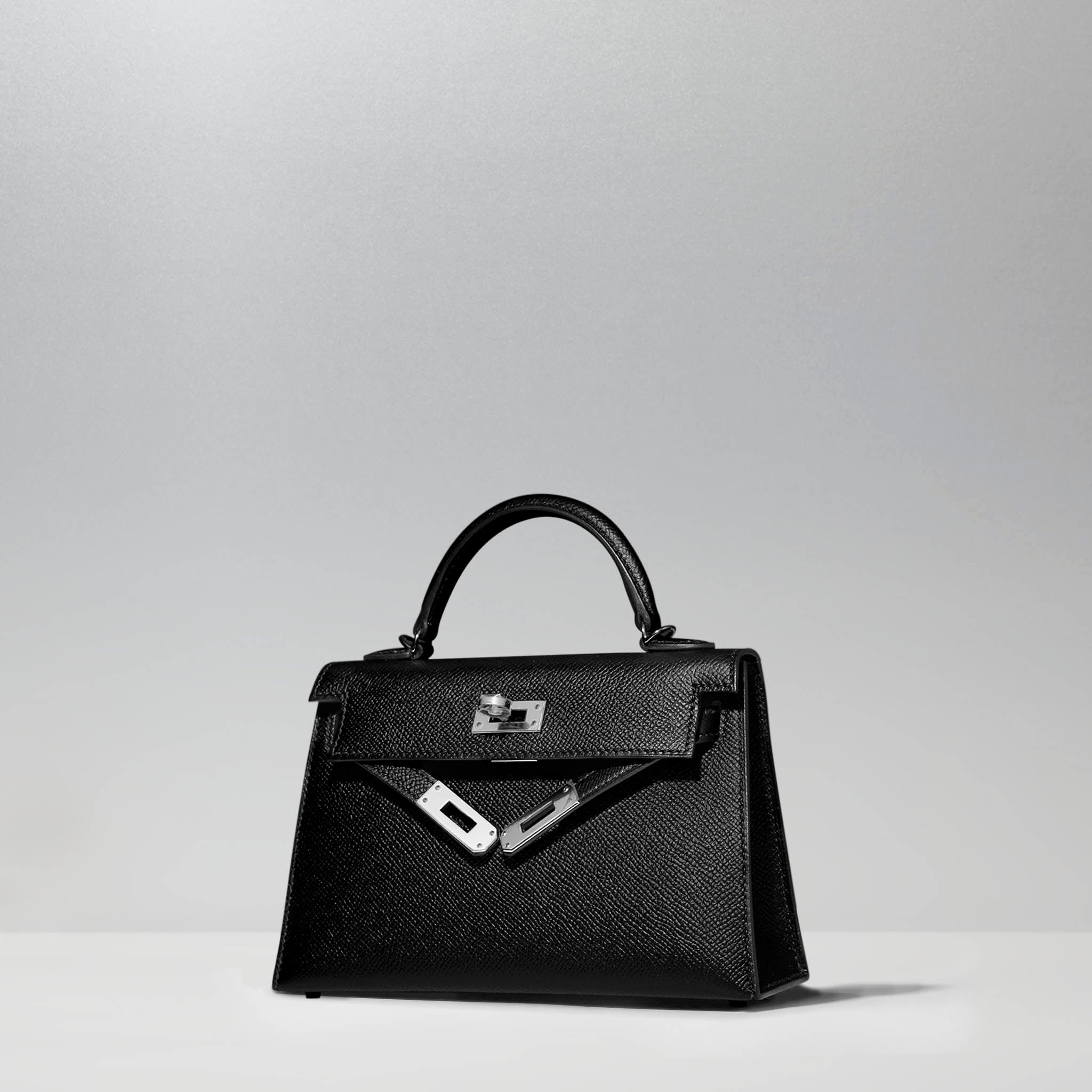 Mini Kelly 20cm in Black by Hermès – Material Good