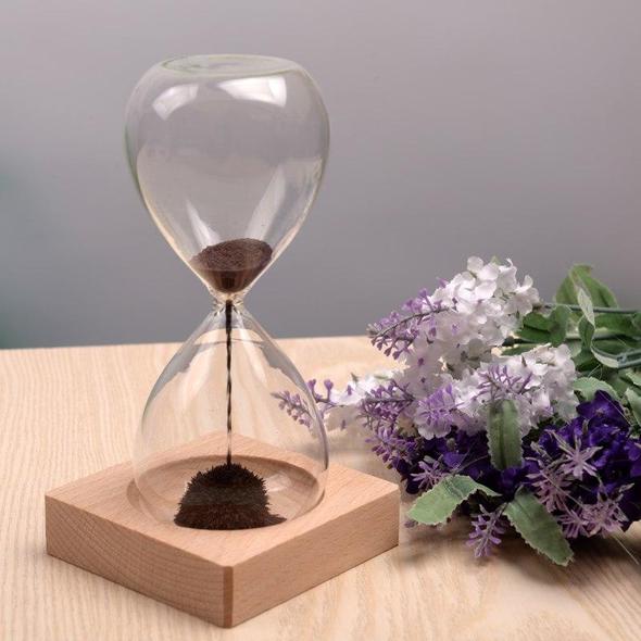 unique hourglass