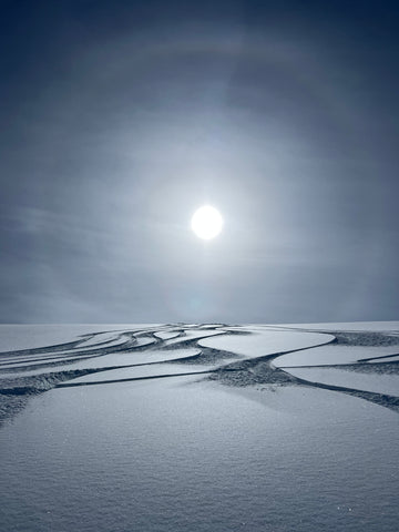 Romantic turns through fresh snow at White Cap