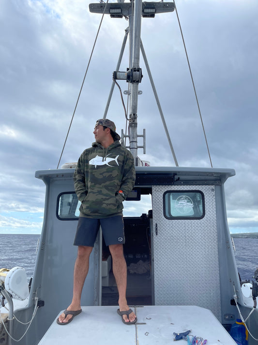 SALE - Loose Fit Longsleeve Sailfish 50 SPF Sun Shirt – Sundot Marine