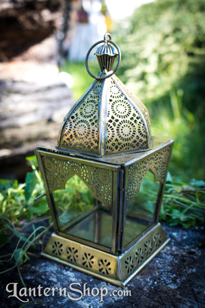 Vintage Gothic Lantern Metal Candle Lantern For House Table Nordic Style  Metal Swieczniki Dekoracyjne Home Decor RR50CH From Baolv, $94.05