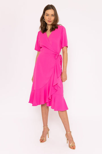Carraig Donn - Polka dot perfection on Sinead's Curvy Style! 💋💕 Shop the  dress for €49.95! 🛍