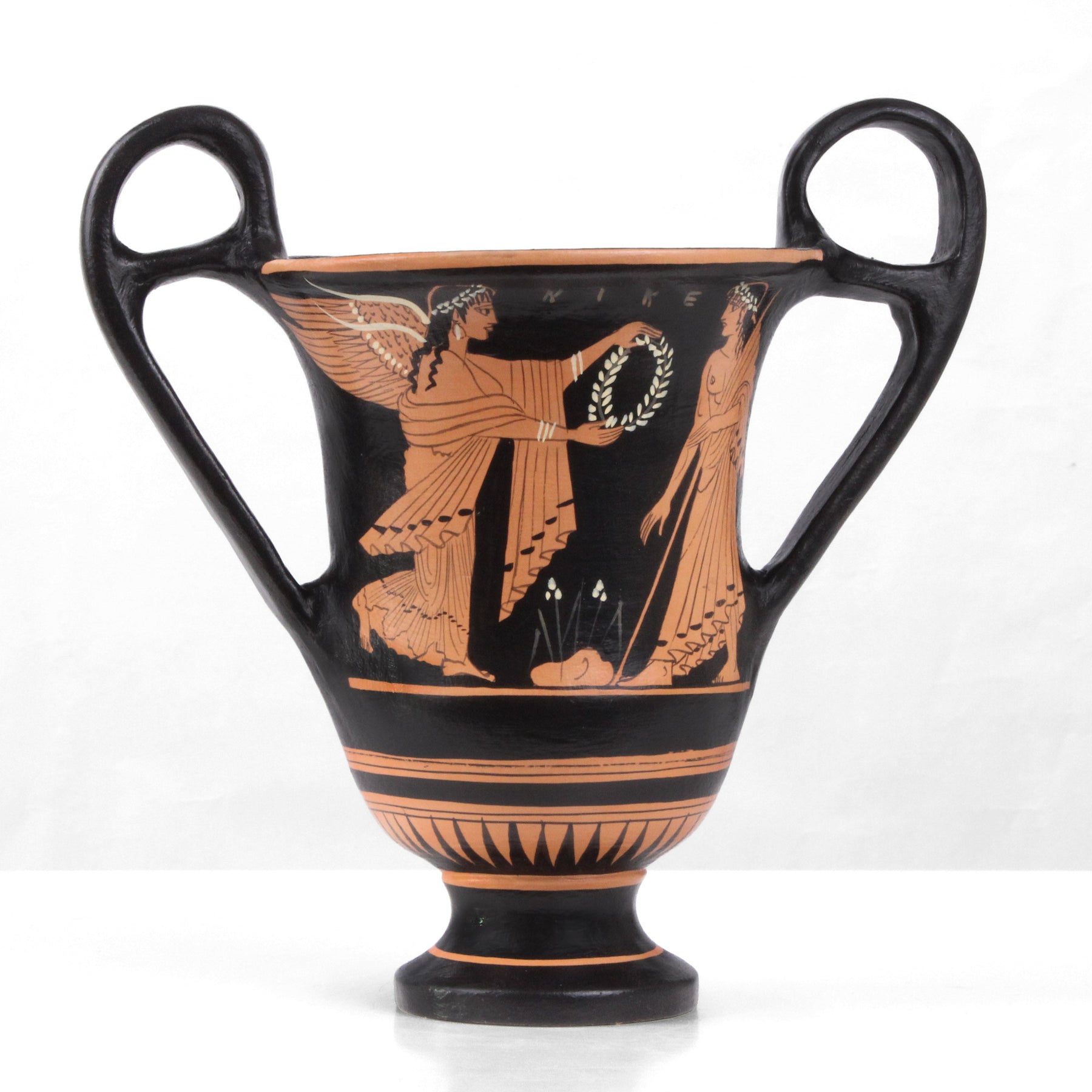 Ancient Greek Red Figure Kantharos With Nike And Zeus Pottery The Ancient Home 