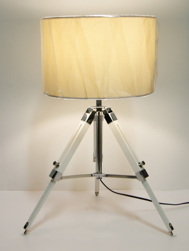 tripod table lamp