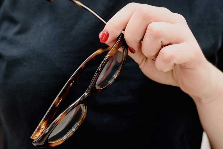 Comment faire le bon choix de lunettes anti lumière bleue