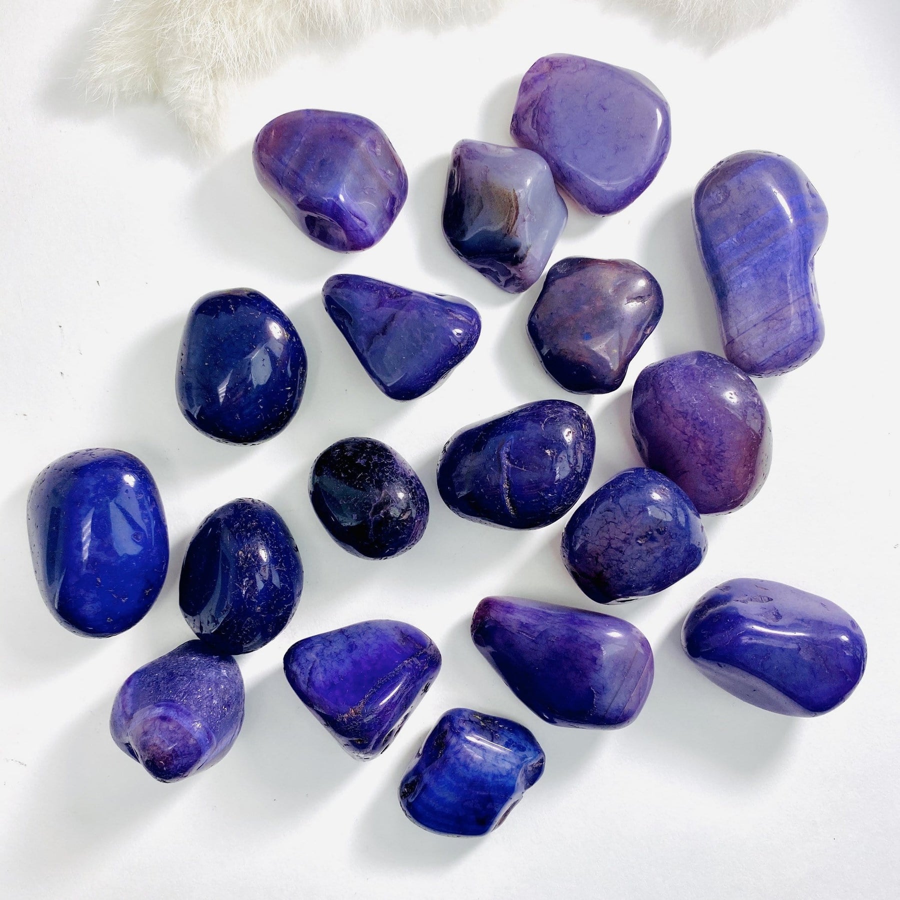 purple amethyst gemstone