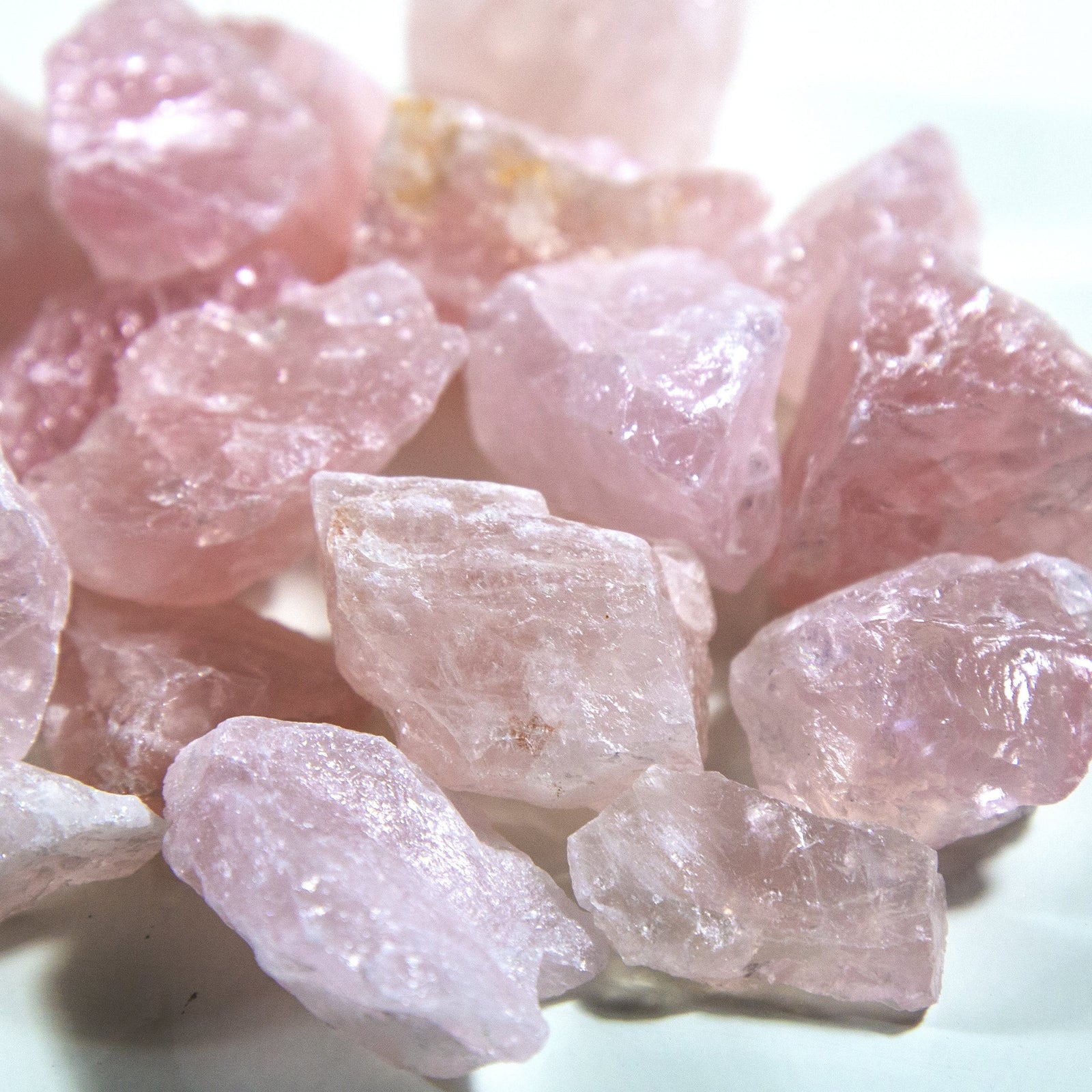 raw rose quartz stone