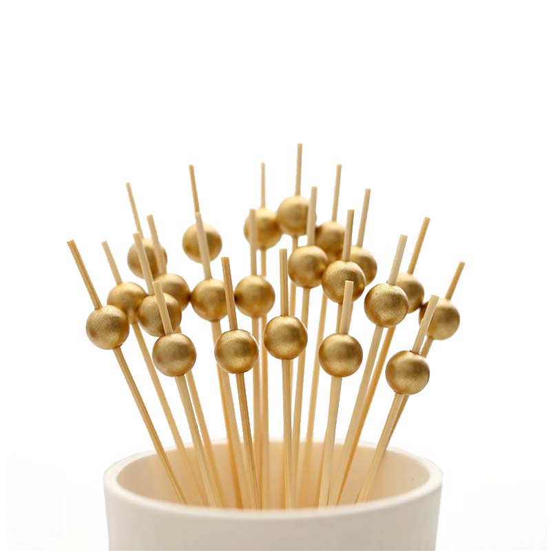 https://cdn.shopify.com/s/files/1/1552/7691/collections/Gold-Striped-White-Jumbo-Unwrapped-Party-Paper-Straws-Wholesales_47e546d6-0a9c-45fd-8f36-0f27ca288e53.jpg?v=1645136658