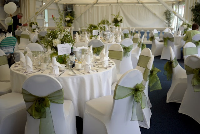 Tablecloths and chair covers used for a reception setting
