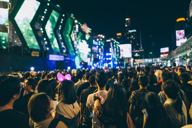 People waiting for the New Year countdown