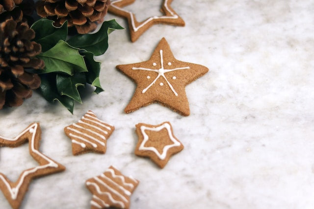 Cookies on a serving tray with greenery