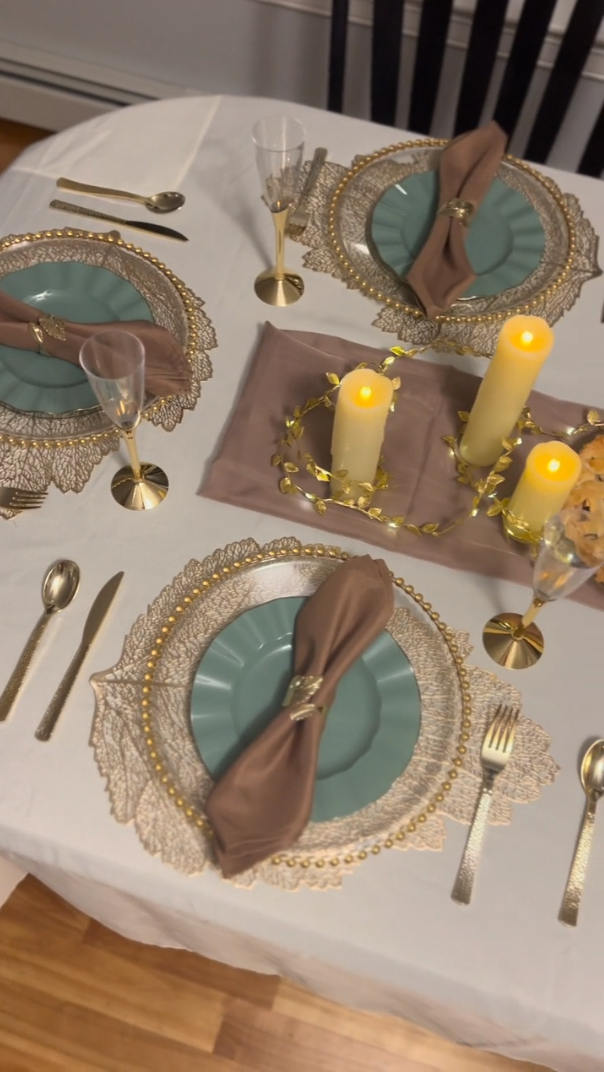 Place setting with disposable dinnerware and cloth napkins