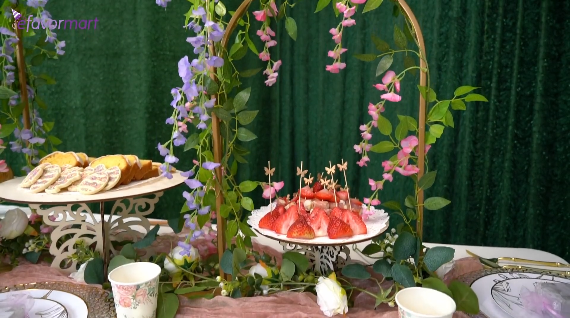 Desserts displayed on the cake stands