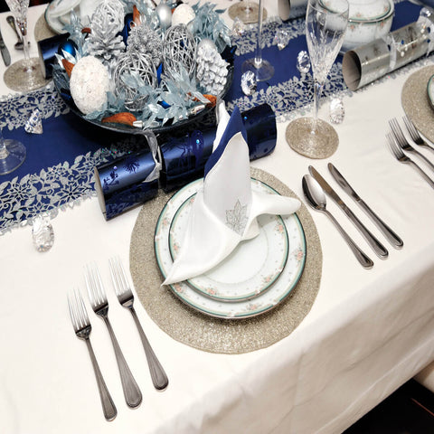 winter tablescape