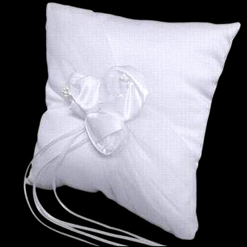 Deluxe Triple Rose Ring Pillow - White | eFavorMart