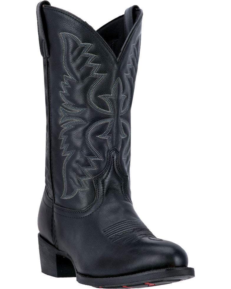 round toe cowgirl boots