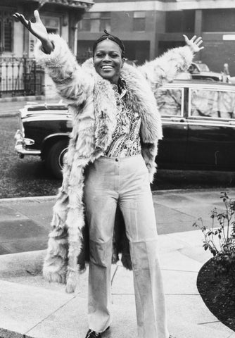 Cicely Tyson Arms Up