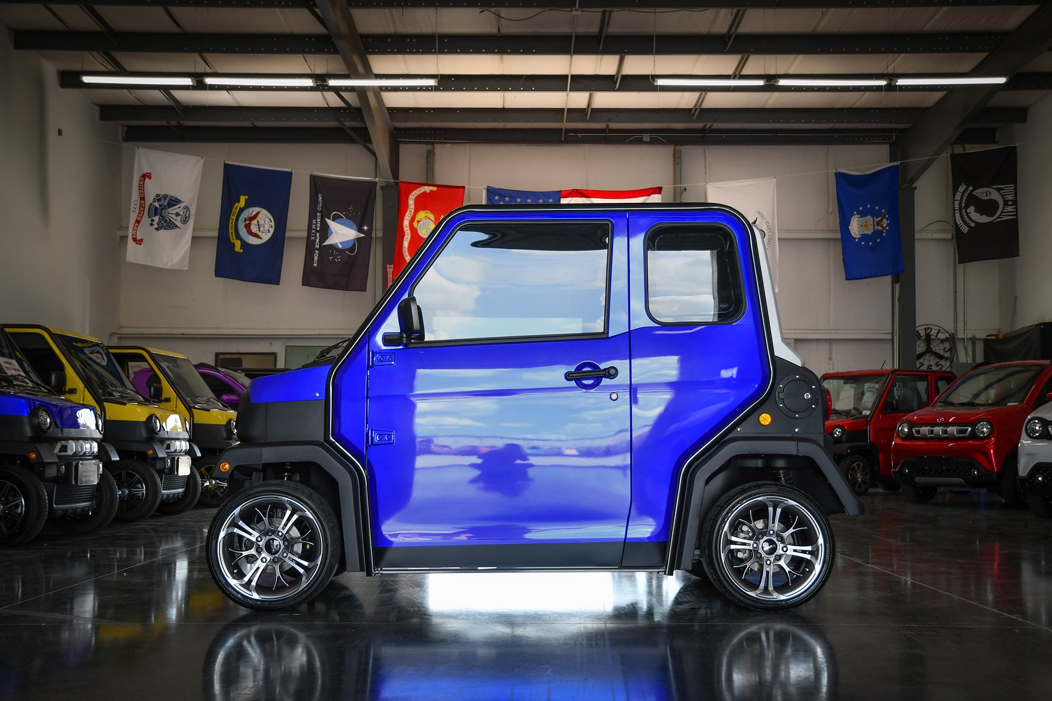 GALLERY | ATOMIC Golf Cars w/ HD GOLF Spinout