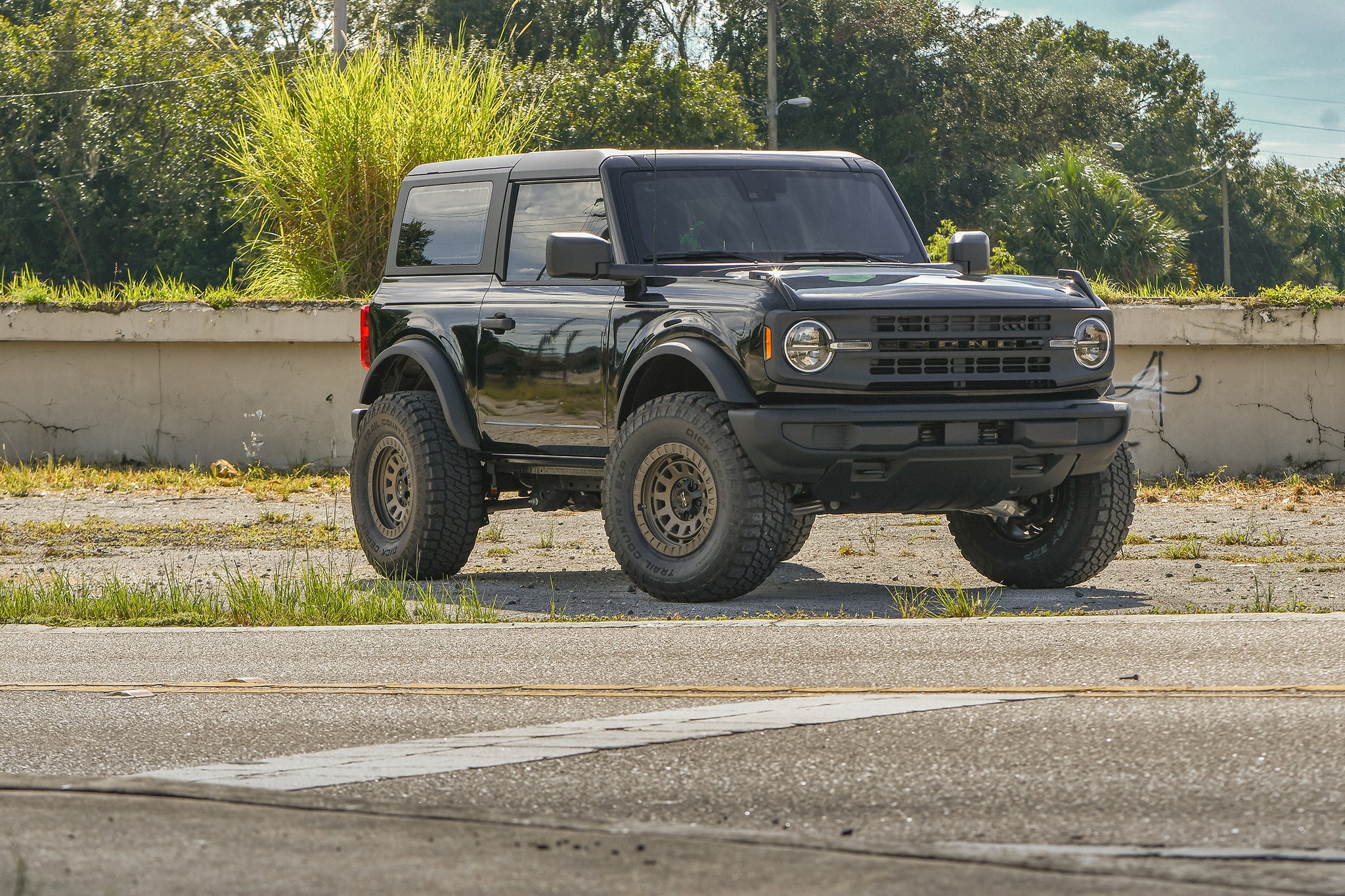 Gallery | FORD BRONCO (Bronkowski) on HD OFF-ROAD VENTURE (Satin Bronze)
