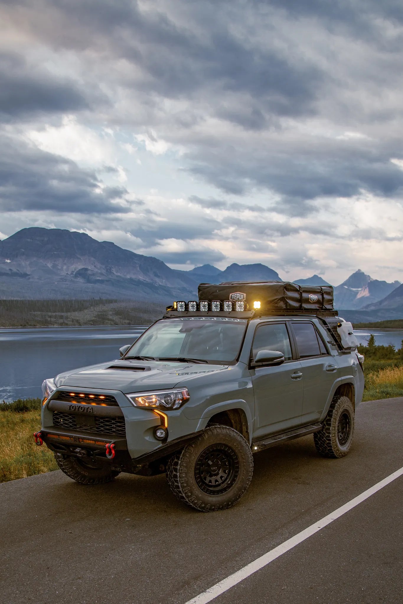 GALLERY TOYOTA 4Runner (lunar rock) on HD OFFROAD VENTURE / BLACK