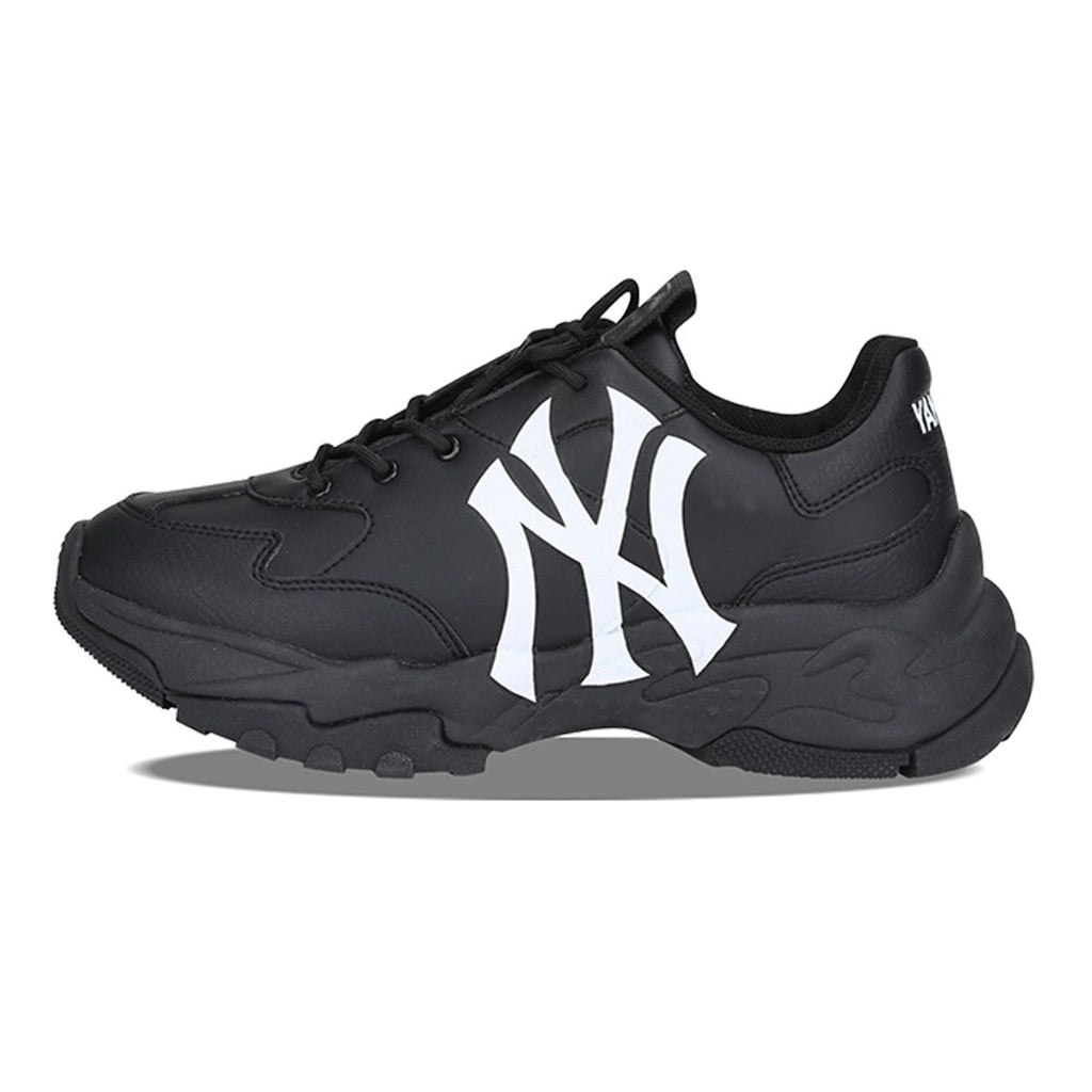 Download MLB Unisex New York Yankees Big Ball Chunky A Dad Shoes ...