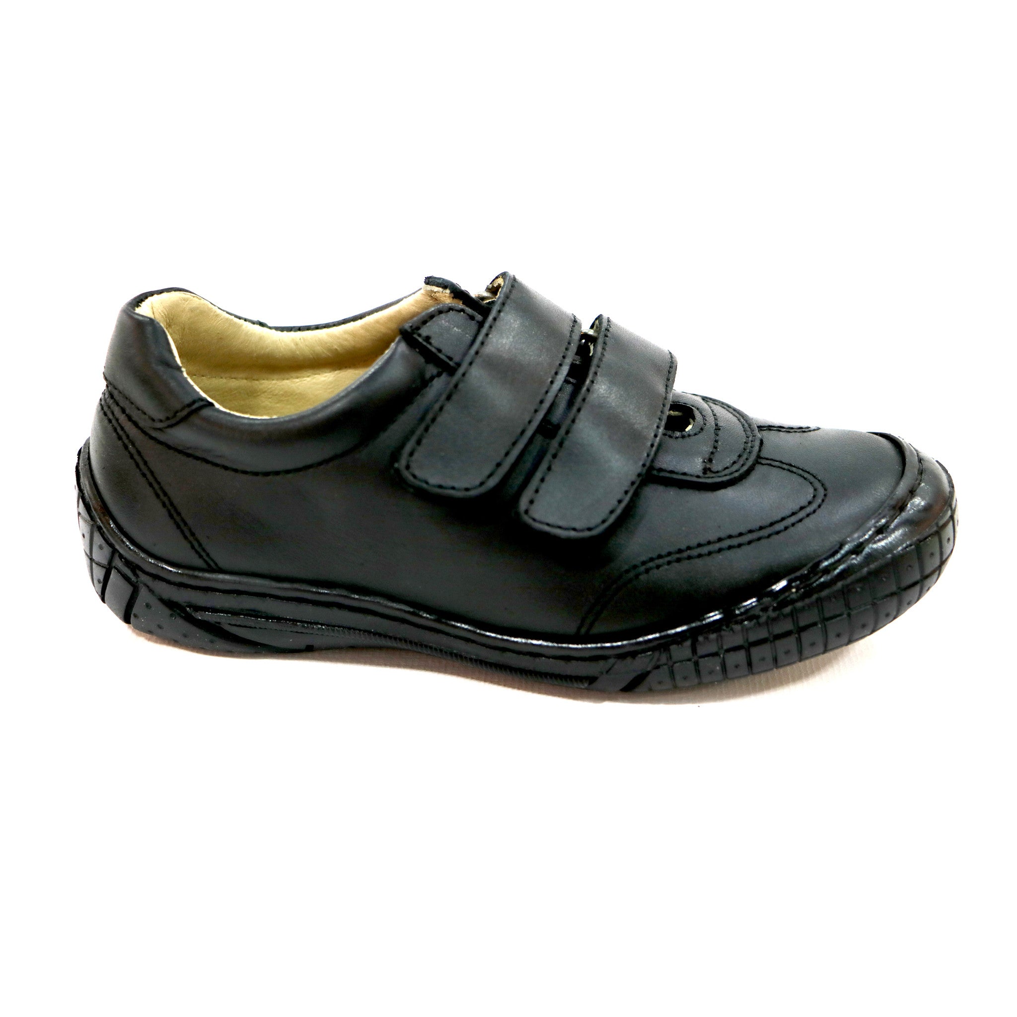 boys school sneakers