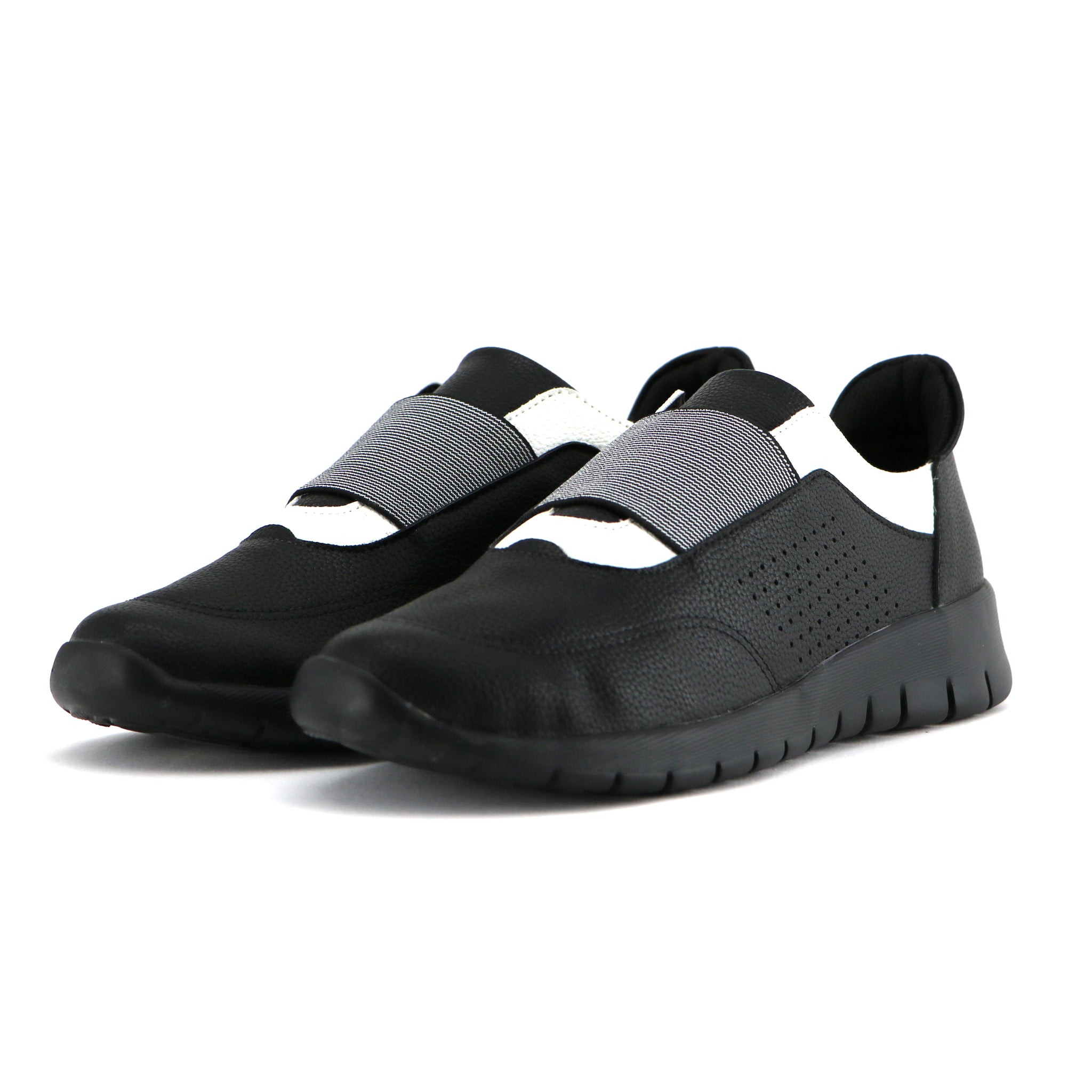 black sole sports shoes