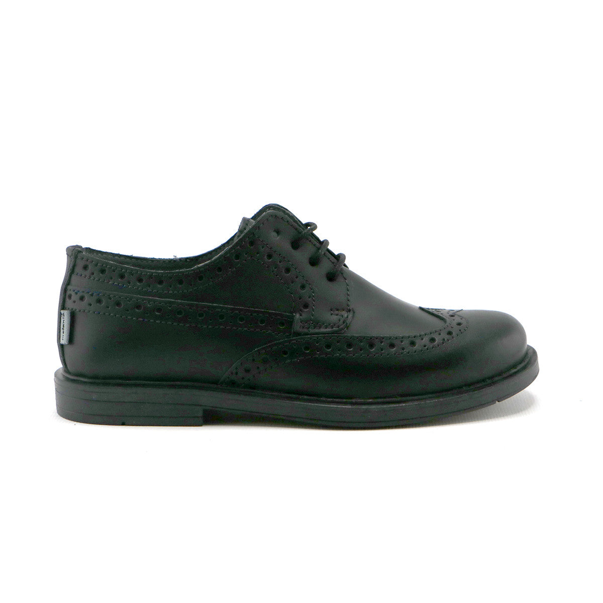 school shoes for boys near me