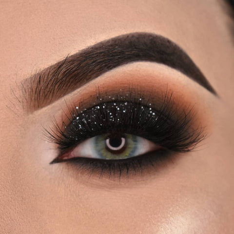 Black+Glitter  Glittery eye makeup, Eye makeup, Black eye makeup