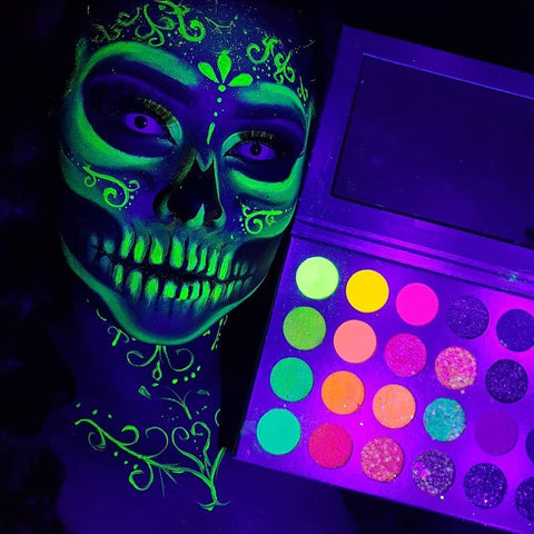 Glitter Skeleton Glow in the Dark Makeup Kit