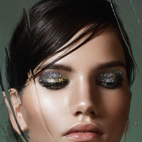 Makeup Mistake 10 Overdoing With The Shimmer, Glitter, and Bronzer 