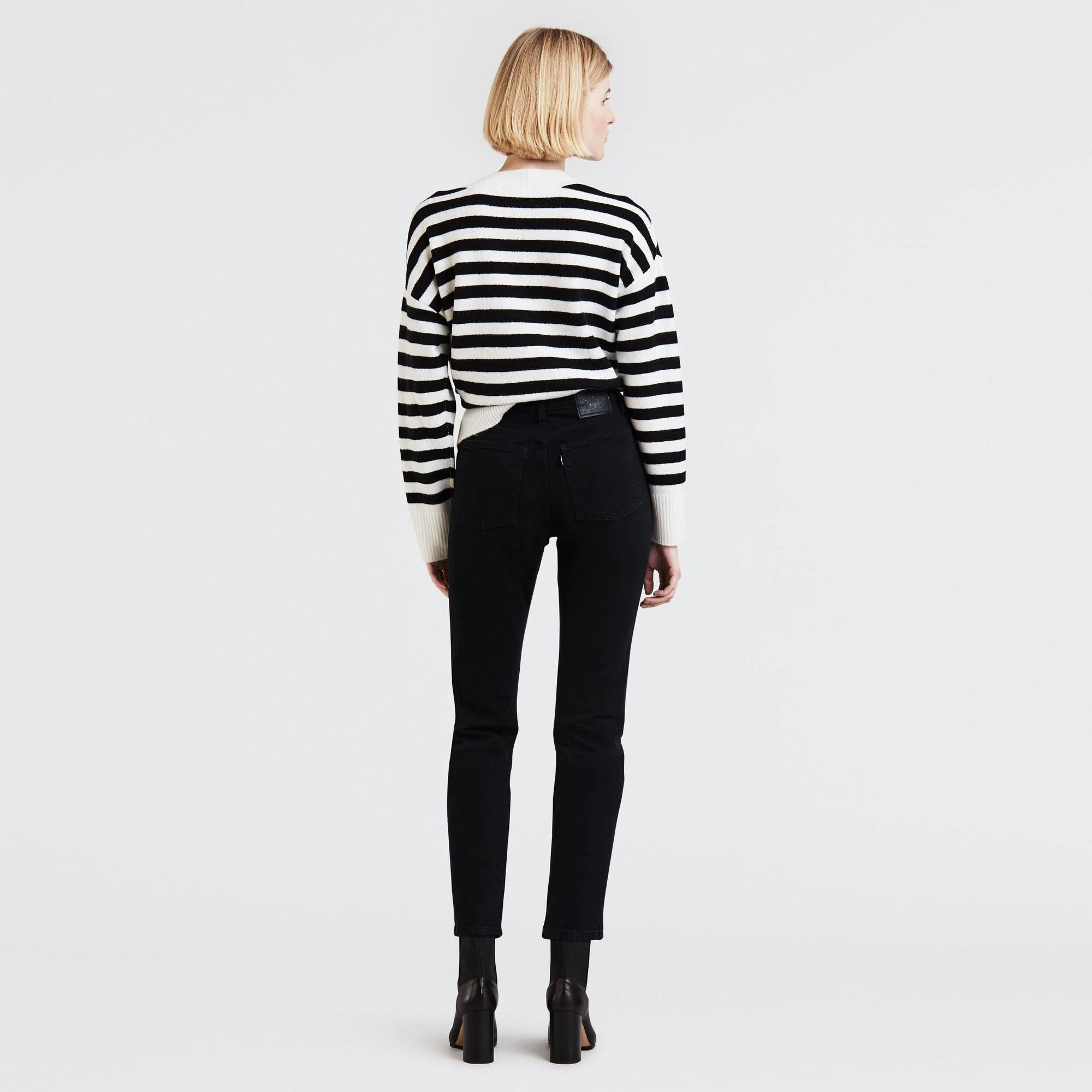 levi's wedgie straight jeans black heart