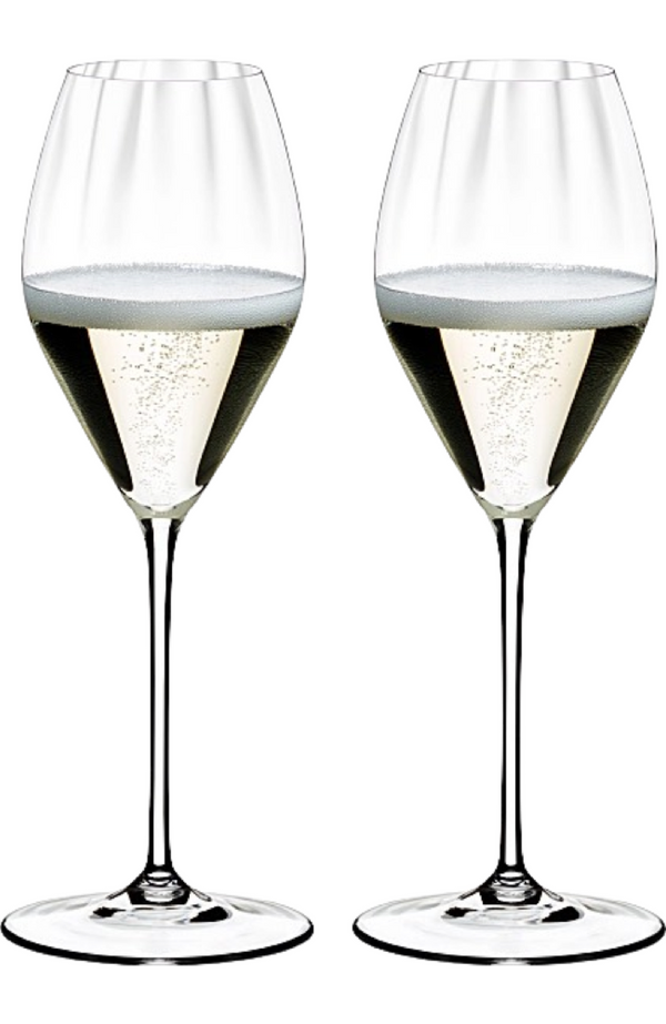 Riedel Performance Pinot Noir Wine Glass (2-Pack) with Polishing Cloth 