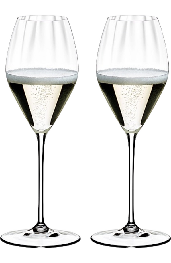 Riedel Performance Pinot Noir Wine Glass (2-Pack) with Polishing Cloth