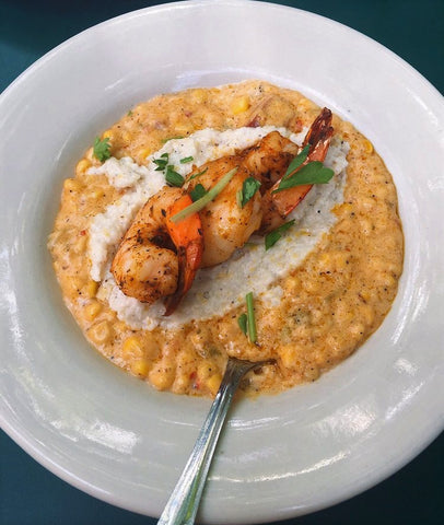 shrimps and grits chef's satchel