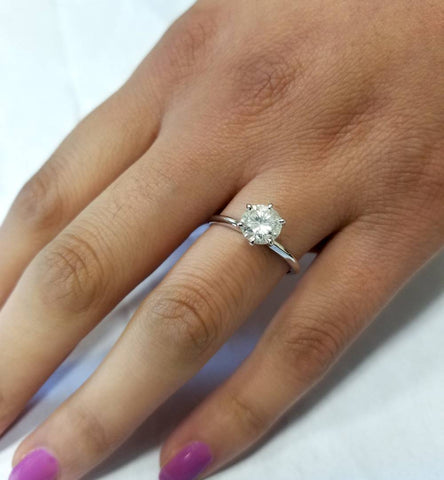 1 carat solitaire engagement ring