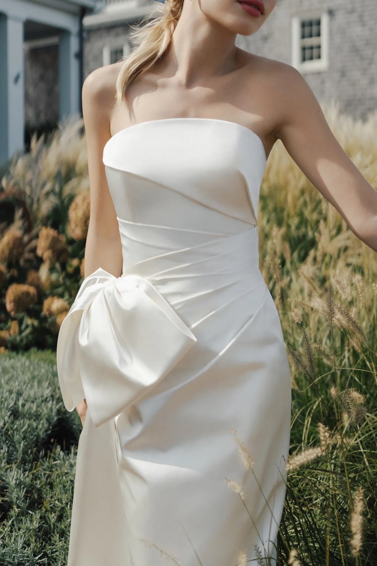 Bella Belle 2024 Wedding Dress Trends from Fall Bridal Fashion Week 2024 - Anne Barge Oversized Silk Bows Wedding Dress
