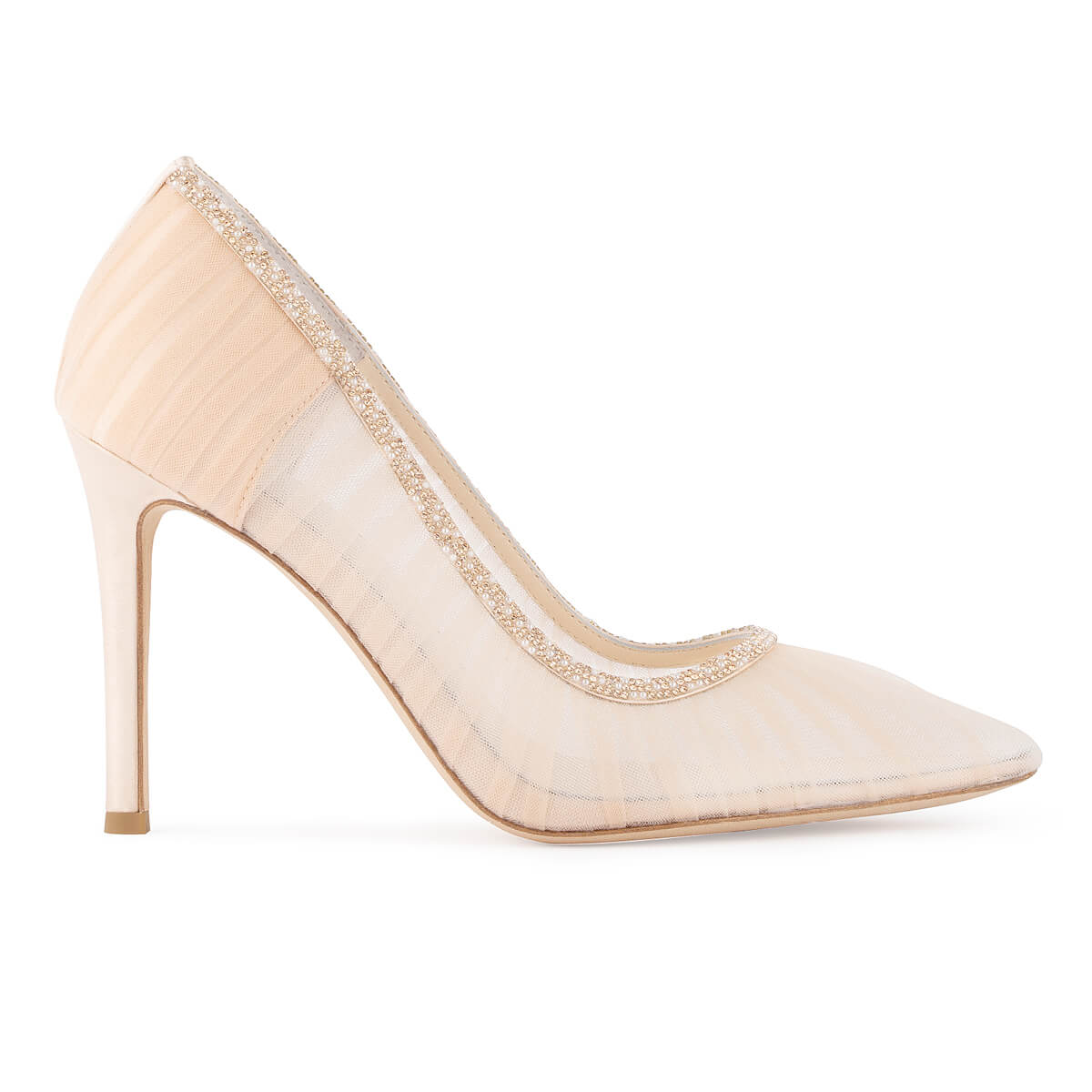 All You Need to Know About Wedding Shoe Trends 2024