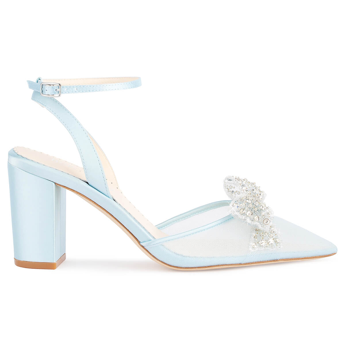 All You Need to Know About Wedding Shoe Trends 2024