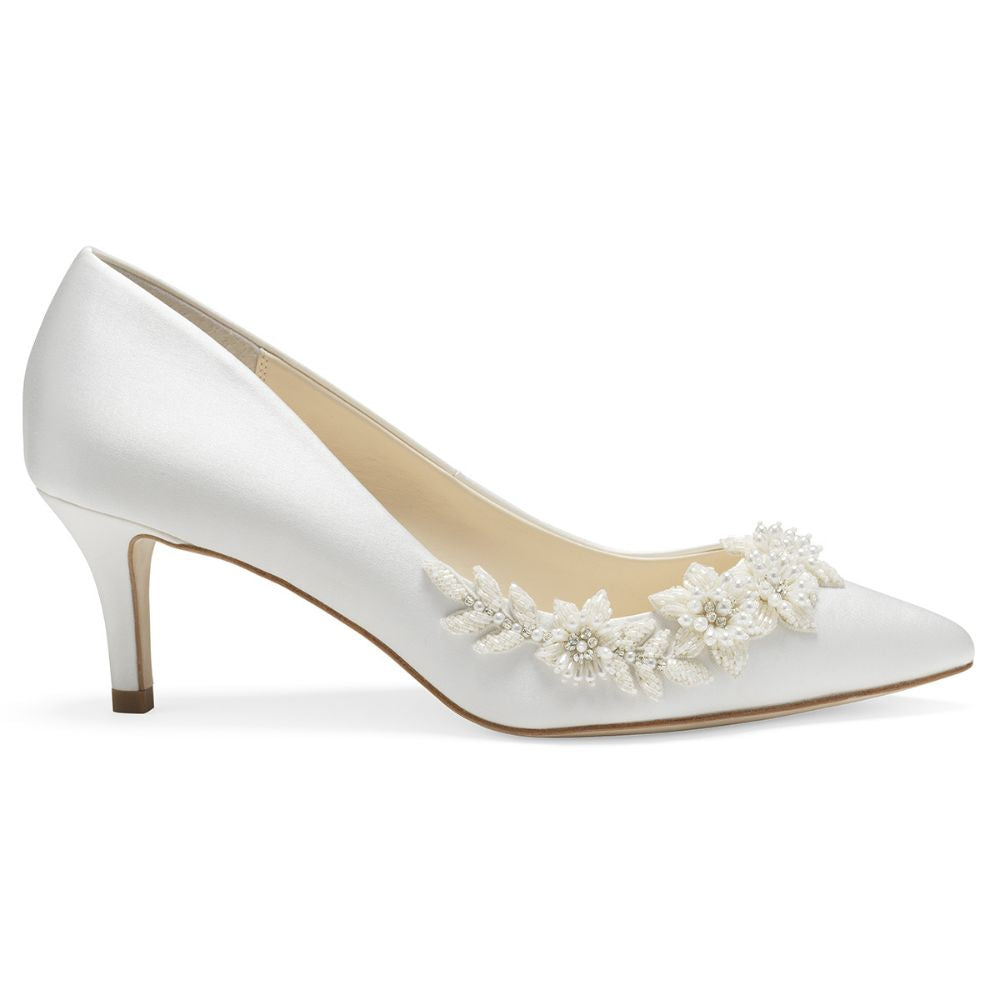 winter wedding shoes bella belle iris