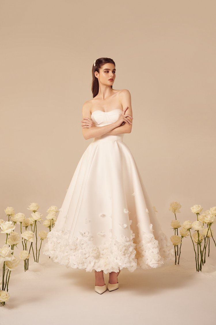 Bella Belle 2024 Wedding Dress Trends from Fall Bridal Fashion Week 2024 - Nicole and Felicia Fall 2024 Rosette