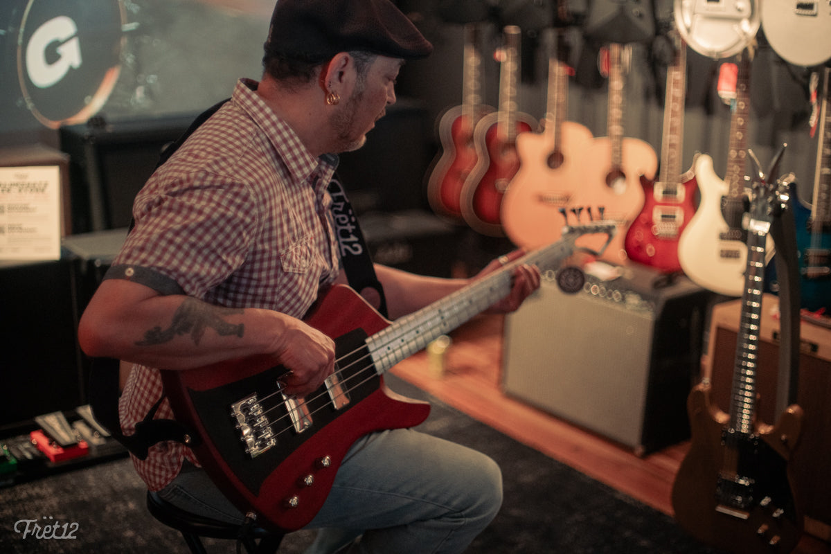 Aluminati Guitars In-Store at FRET12