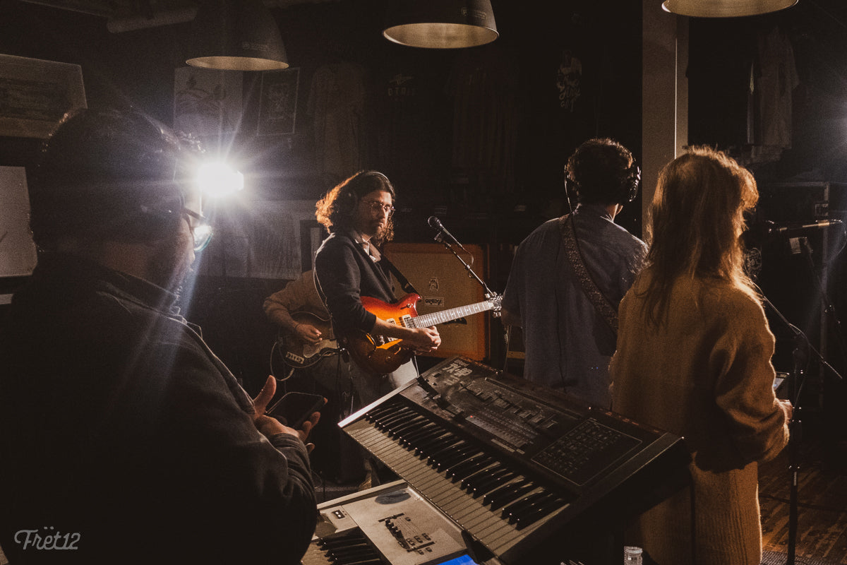 Gabacho brings his dreamy Latin rock to the shop in this FRET12 Session.