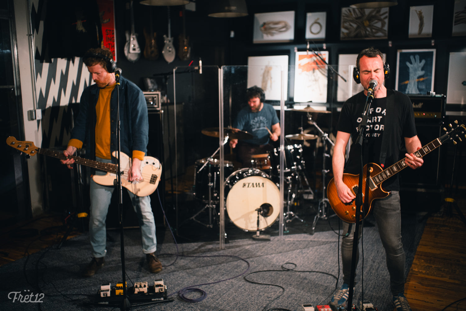 Mclusky live performance at the FRET12 shop.