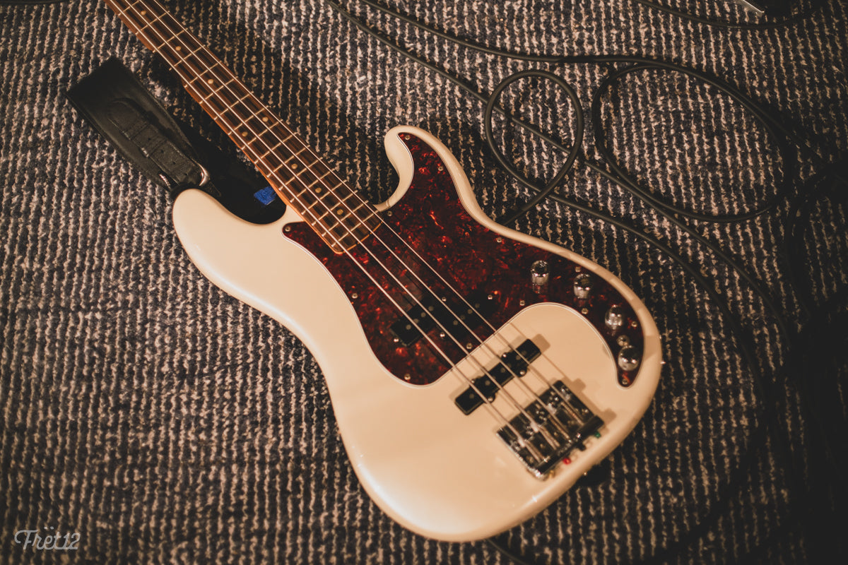 Details of Alex Piazza's Fender Player Plus bass.