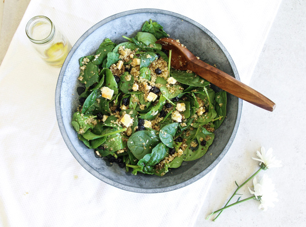 5 ingredient spinach and blueberry summer salad 